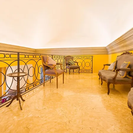 Tanari Palace - Exclusive Appartement Bologna