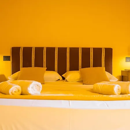 Tanari Palace - Exclusive Appartement Bologna