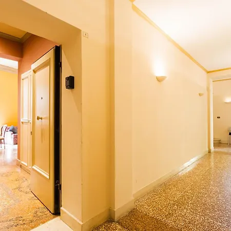 Tanari Palace - Exclusive *
