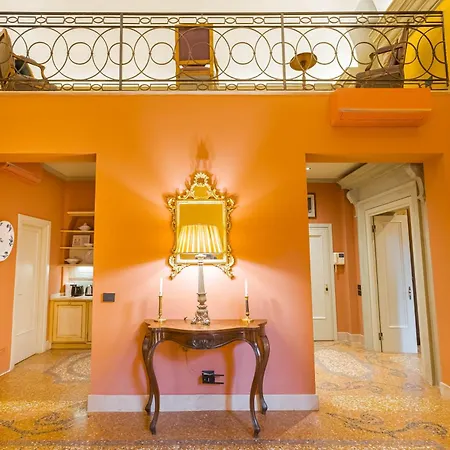 Tanari Palace - Exclusive Appartement Bologna