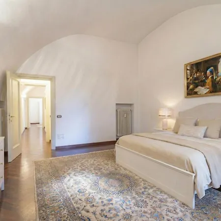 Tanari Palace - Exclusive *